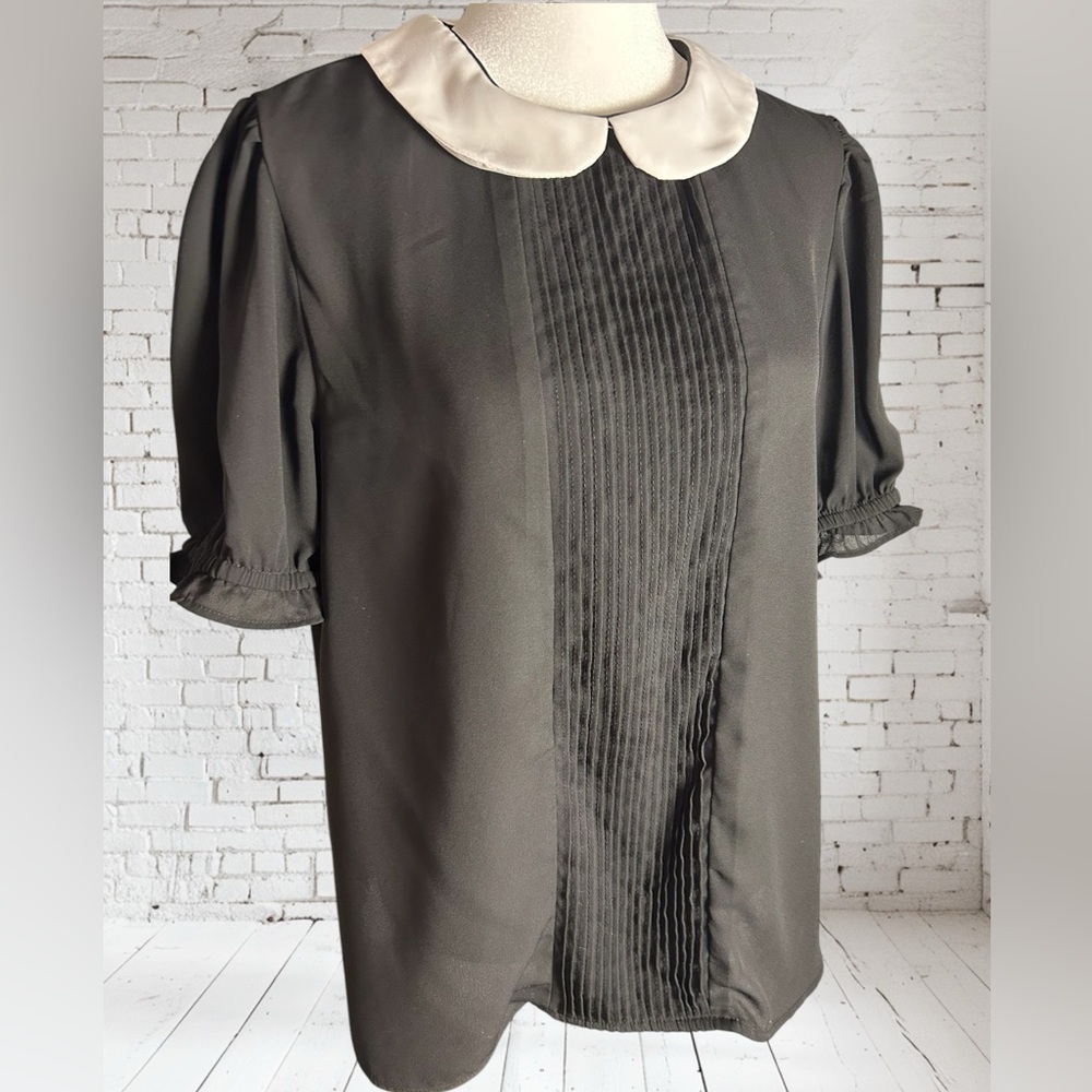 CeCe Black Blouse with Cream Peter Pan Collar